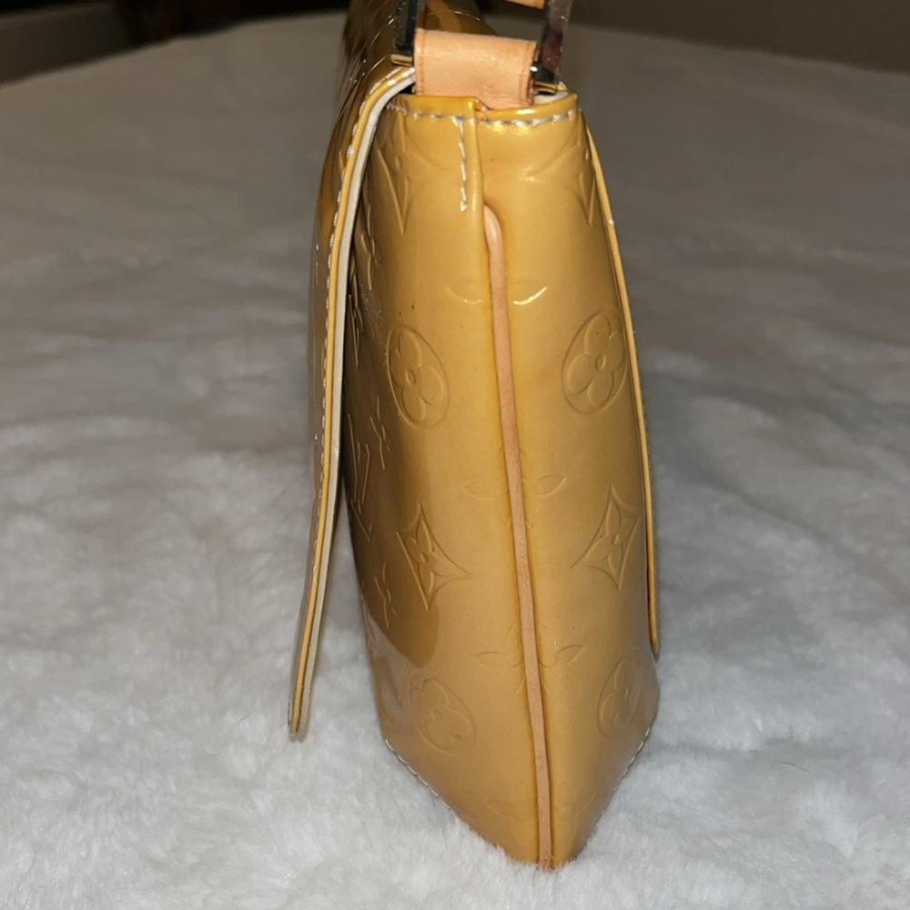 💛Authentic like new -Louis Vuitton💛 Thompson Street Vernis Shoulder Bag - Picture 13 of 17